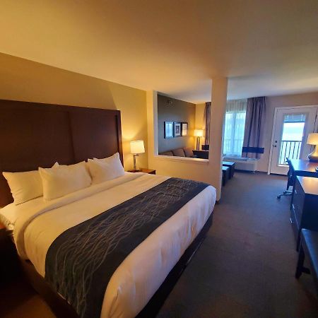 Comfort Inn & Suites Munising-Lakefront Exteriér fotografie